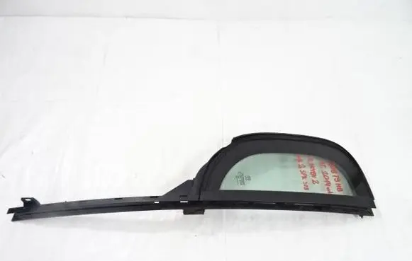 Peugeot 308 Rear door window glass