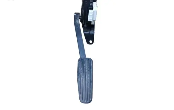 Volvo XC90 Accelerator throttle pedal 30683520