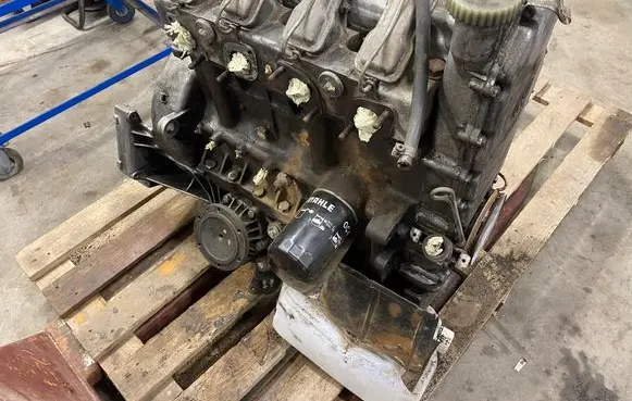 Volkswagen K70 Engine 0281030218 CDA053452 12178