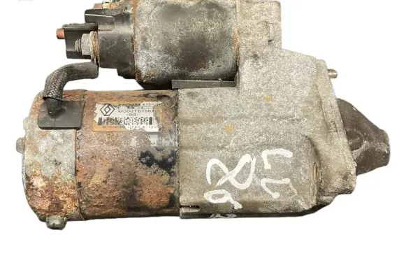 Nissan Qashqai Starter motor 8200584675