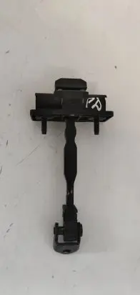 Peugeot 2008 II Front door check strap stopper
