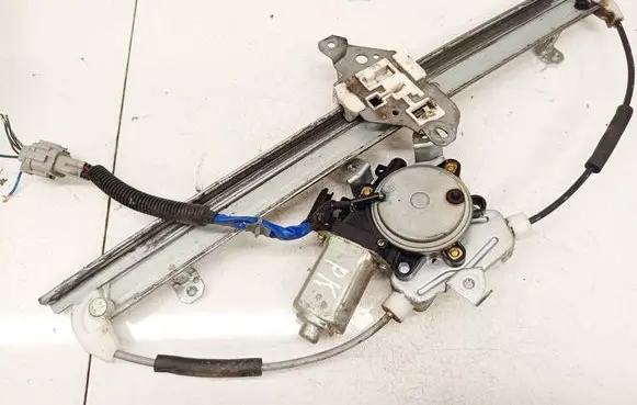 Nissan X-Trail T30 Sliding door window regulator with motor
