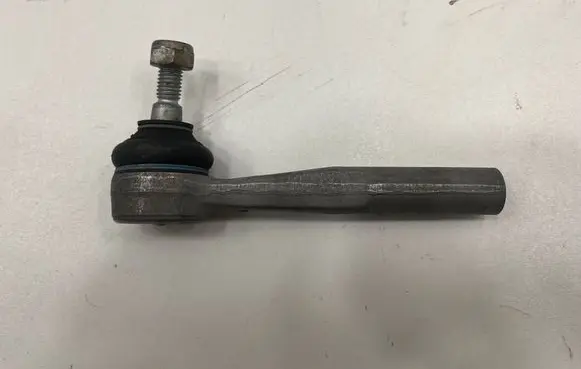 Fiat 500E Steering tie rod end 