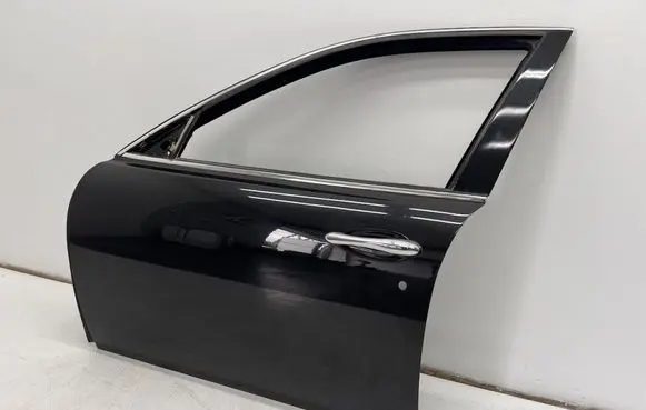 Maserati Quattroporte Front door 