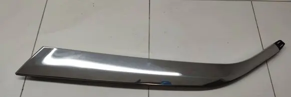 Peugeot 5008 II Rear side glass trim 9827008977