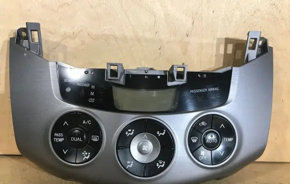 Toyota RAV 4 (XA30) Climate control unit 5590042280 4559442060