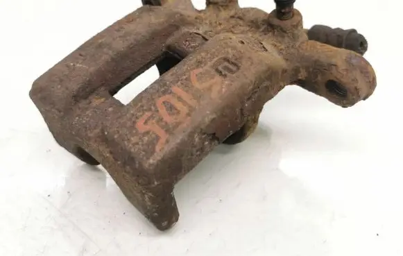 Nissan Leaf I (ZE0) Rear brake caliper