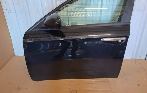 Alfa Romeo 159 Front door