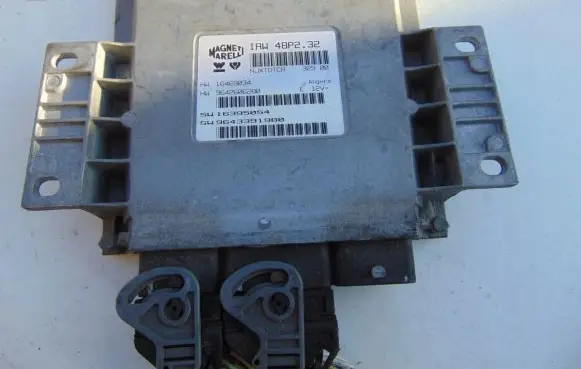 Peugeot 206 Engine control unit/module 9642606280