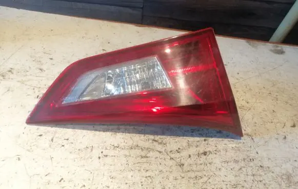 Toyota Auris E180 Rear/tail lights