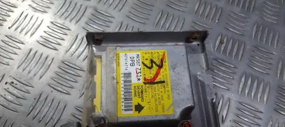 Mitsubishi Outlander Airbag control unit/module mr587731