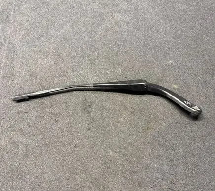 BMW 4 F32 F33 Front wiper blade arm 7297553