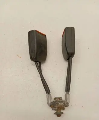 Volkswagen Transporter - Caravelle T4 Middle seatbelt buckle (rear) 3B7857739B 25101989