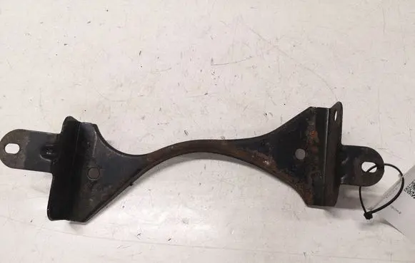 Mazda 5 Battery bracket