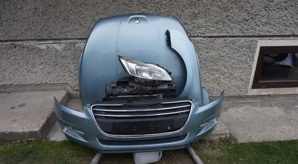 Peugeot 508 RXH Front piece kit 