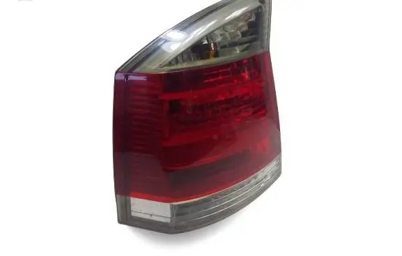 Opel Vectra C Rear/tail lights 154018KAS 154018