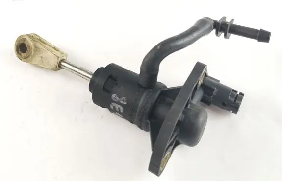 Audi A4 S4 B5 8D Clutch master cylinder 8E1721401AG
