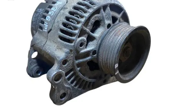 Volkswagen II LT Generator/alternator 028903027N 0123320018