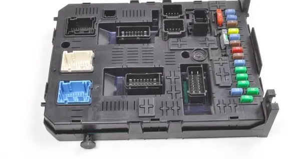 Peugeot Partner Fuse box set 9678477080
