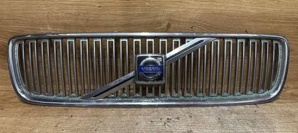 Volvo V70 Front bumper upper radiator grill 08693346