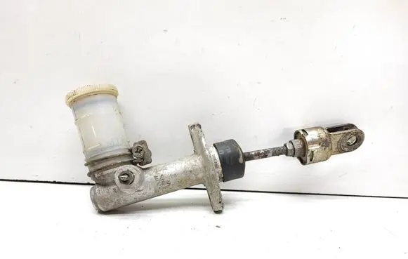 Clutch slave cylinder