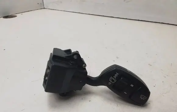 BMW 5 E60 E61 Wiper control stalk 6924106
