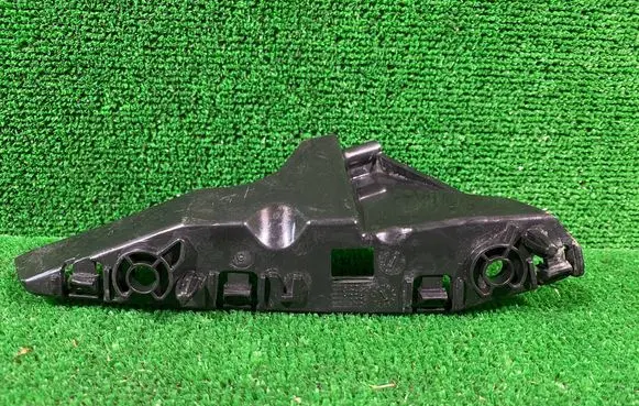 Opel Corsa F Front bumper mounting bracket 9829335680