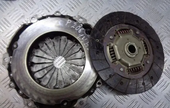 Peugeot 206 Pressure plate 