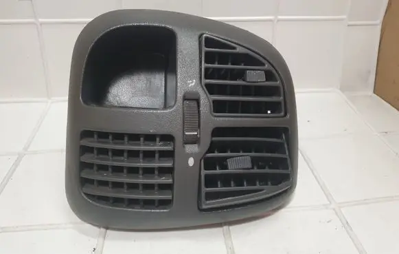 Citroen Jumper Dashboard side air vent grill/cover trim 422502
