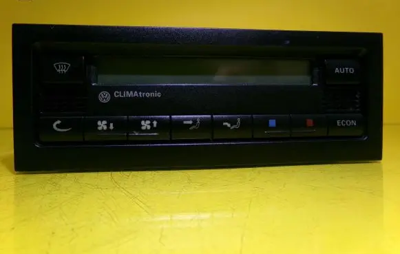 Volkswagen PASSAT B5.5 Climate control/heater control trim 