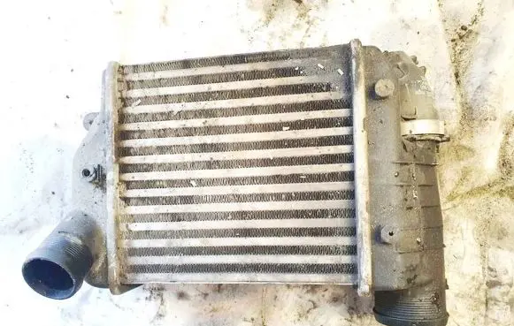 Audi A6 S6 C6 4F Intercooler radiator