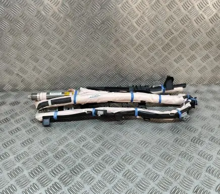 Roof airbag