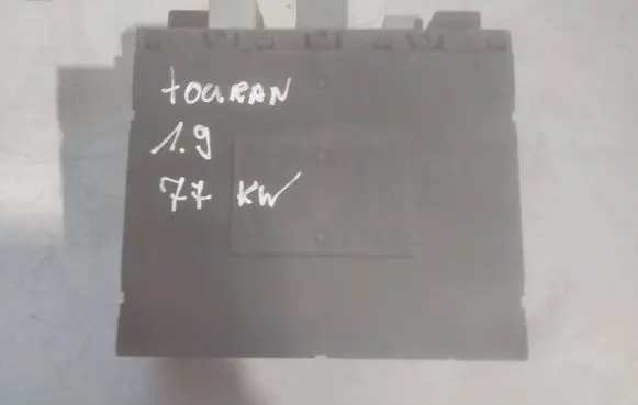 Volkswagen Touran I Comfort/convenience module 3C0937049AD