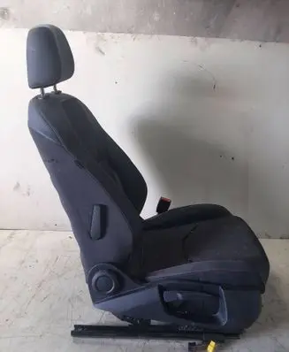 Seat Leon (5F) Front passenger seat 