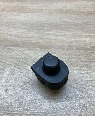 Volkswagen PASSAT B5.5 Wing mirror switch 1J1959565F