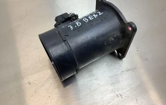Nissan Murano Z50 Mass air flow meter 22680CA000 AFH7036 226807S000