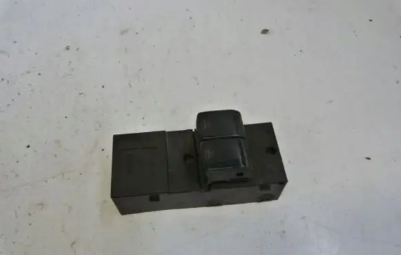 Nissan Micra Electric window control switch