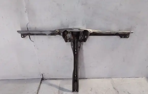 Top upper radiator support slam panel