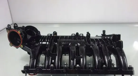Jaguar F-Pace Intake manifold g4d39424ac