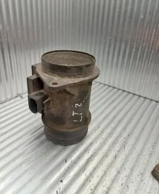 Volkswagen II LT Mass air flow meter 074906460 71822101
