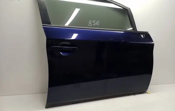 Toyota Prius (XW30) Front door