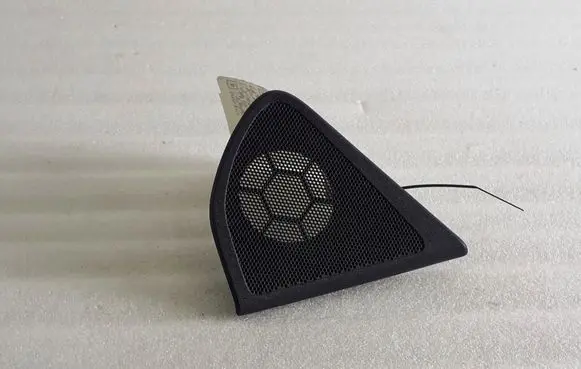 Alfa Romeo Giulietta Side speaker trim/cover 1948108