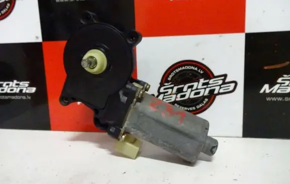 BMW X5 E53 Rear door window regulator motor 8362063