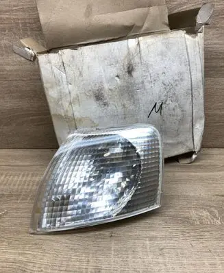 Volkswagen PASSAT B5 Front indicator light 3B0953049C