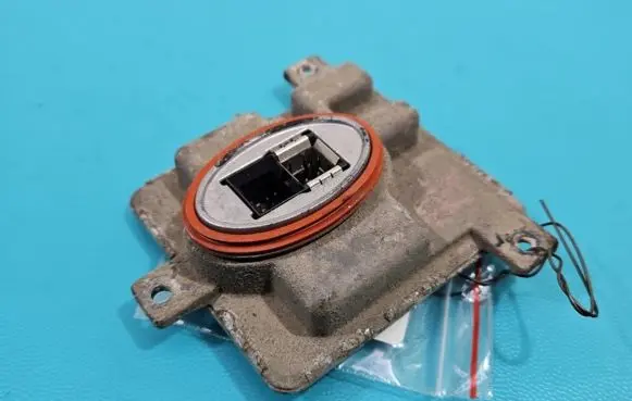 BMW X5 E70 Headlight ballast module Xenon 7318327 IMPRK1367549