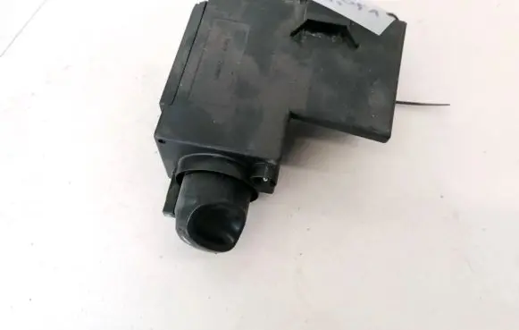 Mercedes-Benz E W210 Light switch 2105450104