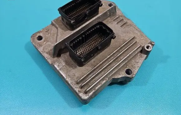 Opel Astra H Engine control unit/module ECU 28020960 IMPRK1392567