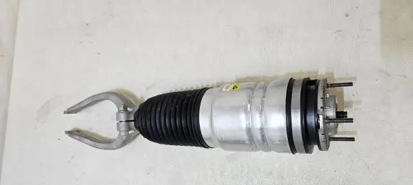 Maserati GranTurismo II Front shock absorber/damper 06703031830