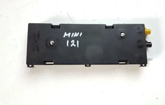 Mini Cooper Countryman R60 Aerial antenna amplifier 9803854