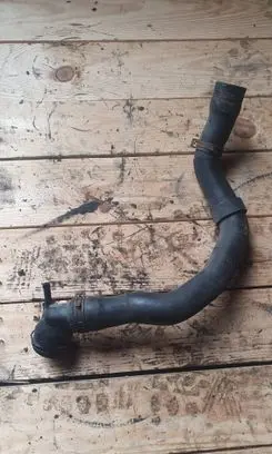 Volkswagen PASSAT B6 Engine coolant pipe/hose 3C0122291